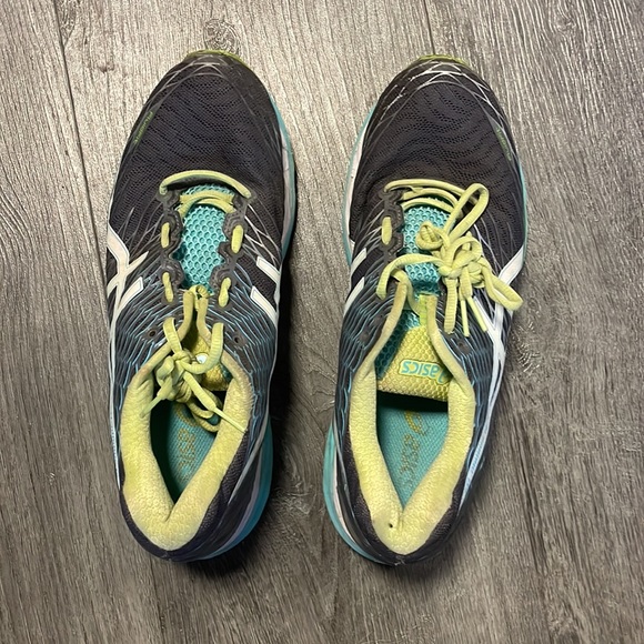 ASICS Gel-Nimbus 18 Sneakers - Size 11 - Picture 2 of 4